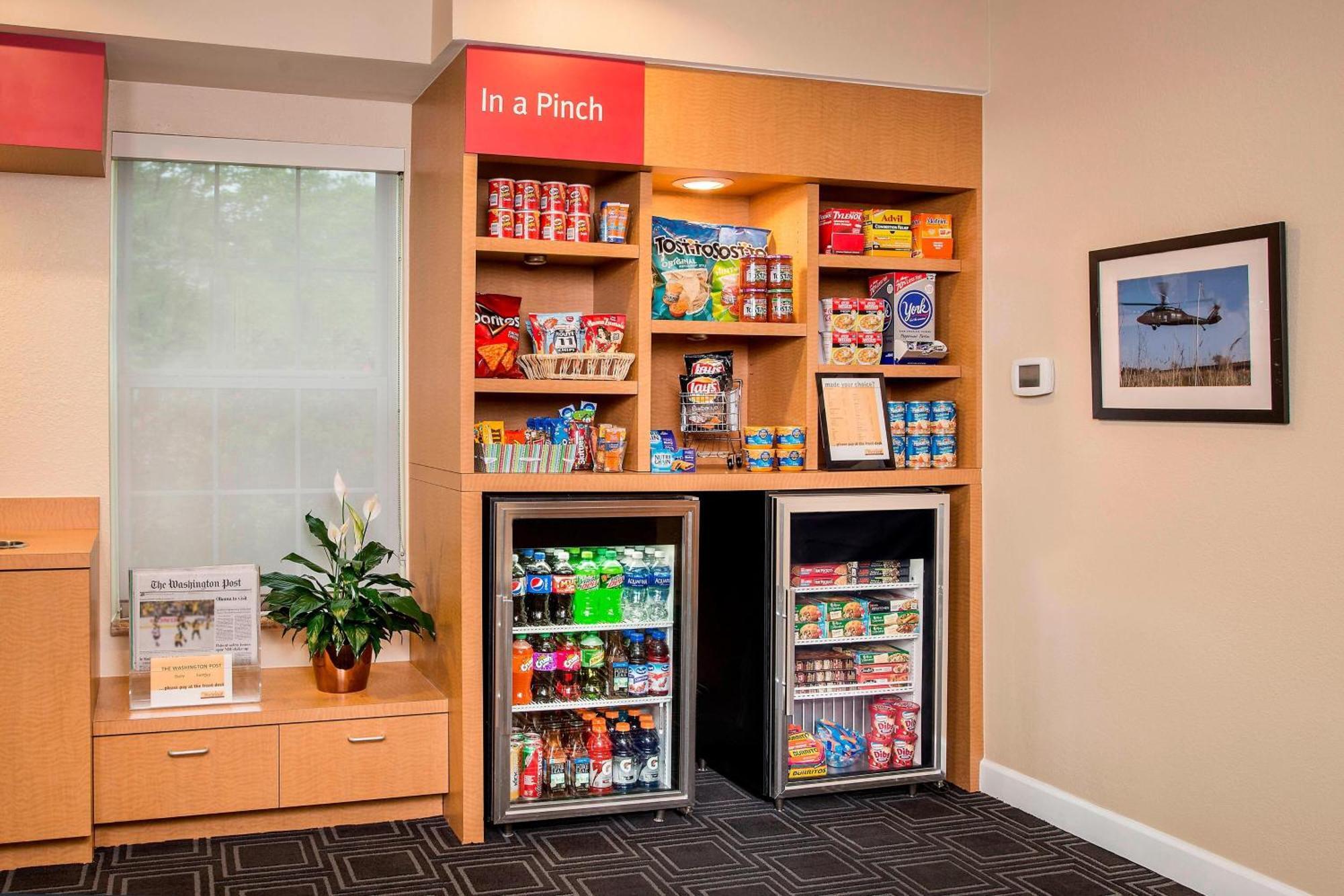 Towneplace Suites By Marriott Clinton At Joint Base Andrews Εξωτερικό φωτογραφία